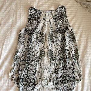 Tribal.jeans flowy tank. Medium.